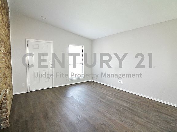 3rd image of 6622 S Creek Dr