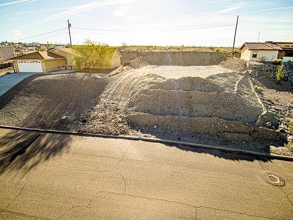 5th image of 2820 Bamboo Dr Lot 44