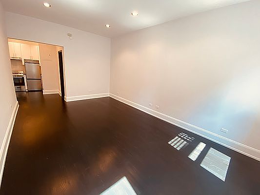 4th image of 330 8th Ave APT 4F