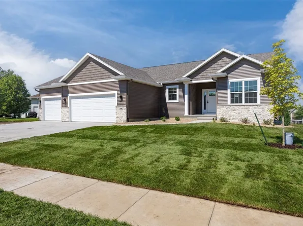 750 Hampshire Dr, Marion, IA 52302