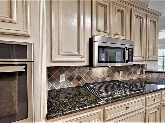 4th image of 5128 Bellerive Bend Dr