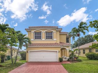 13724 SW 52nd St, Hollywood, FL 33027