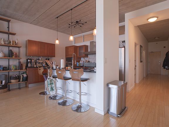 2nd image of 630 N Franklin St APT 803