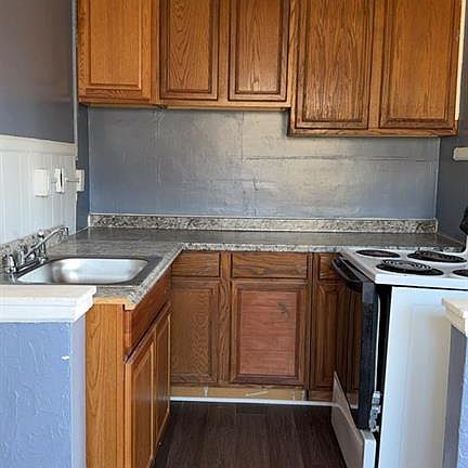 5th image of 131 Maple St #4