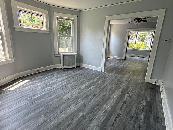 3rd image of 8 Chapman St #1