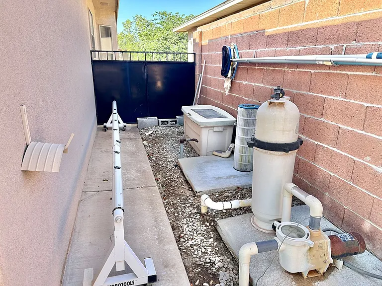 1104 San Miguel — Photo 21
