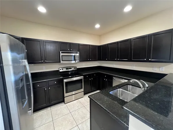 747 SE 32nd Ave, Homestead, FL 33033