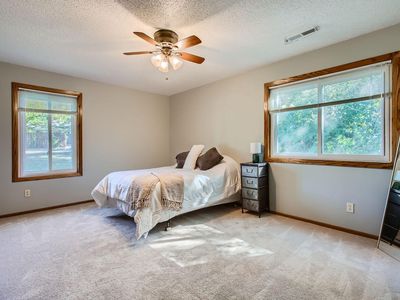 3858 Heather Dr, Eagan, MN, 55122