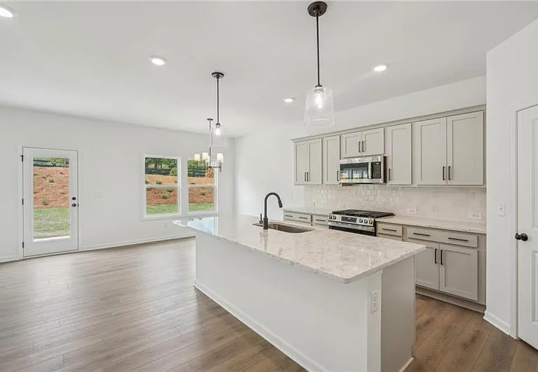 522 Silverleaf Trl — Photo 4