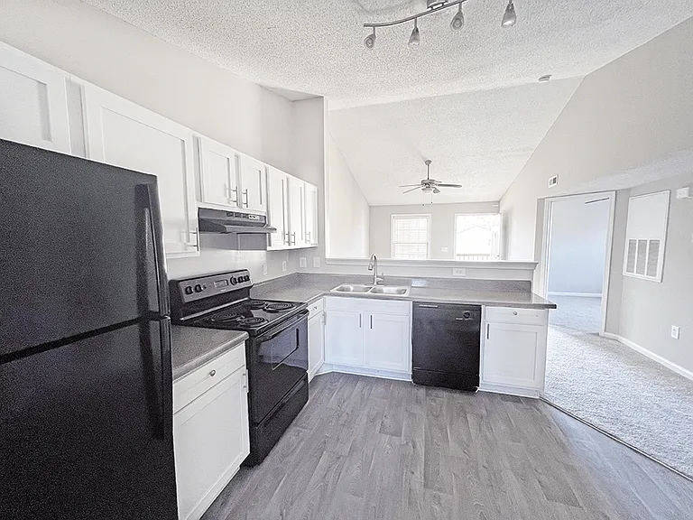 Fully-Equipped Kitchen with Dishwasher