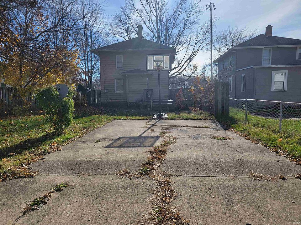2nd image of 2625 Westmoor St