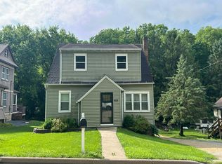 131 N Main St, Potosi, WI 53820