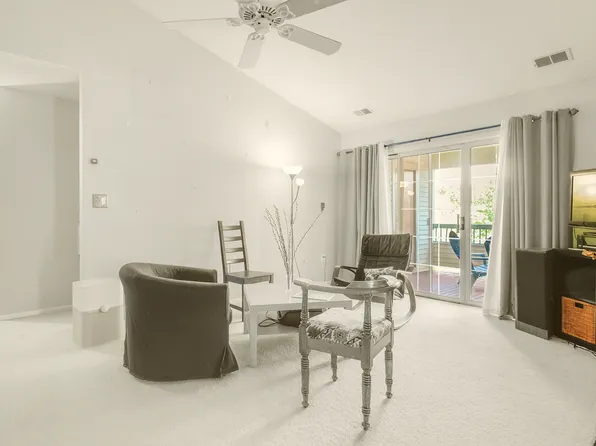 109 Wrangel Ct APT 9, Princeton, NJ 08540