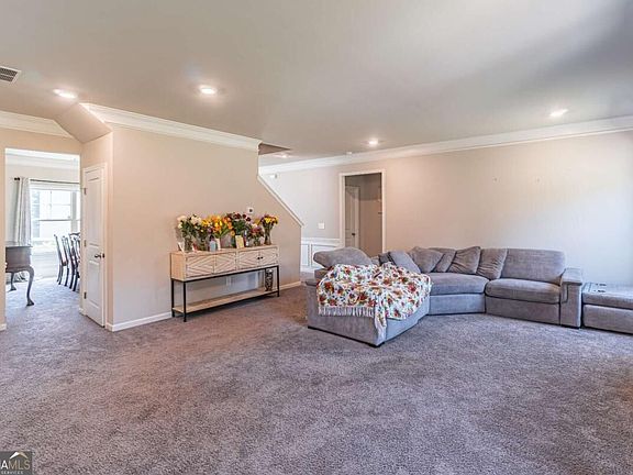 2nd image of 103 Creekside Bluff Way