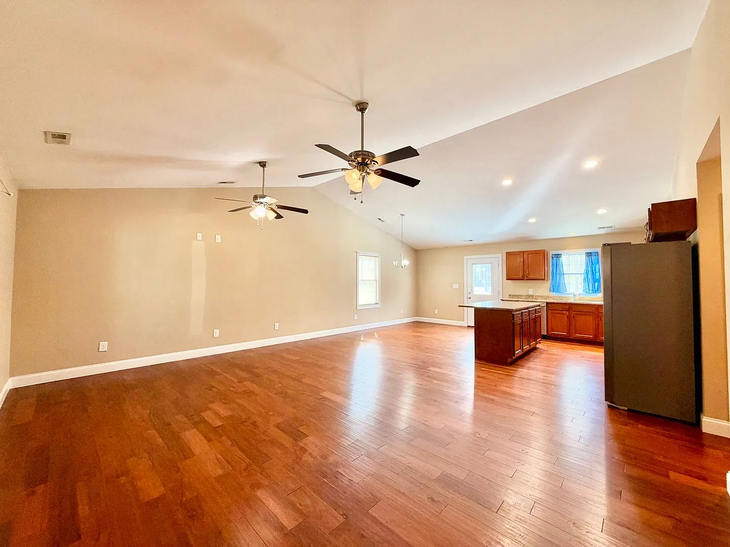 The Home You've Been Searching For! — Photo 2