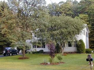 34 Kathryn Dr, Orchard Park, NY 14127