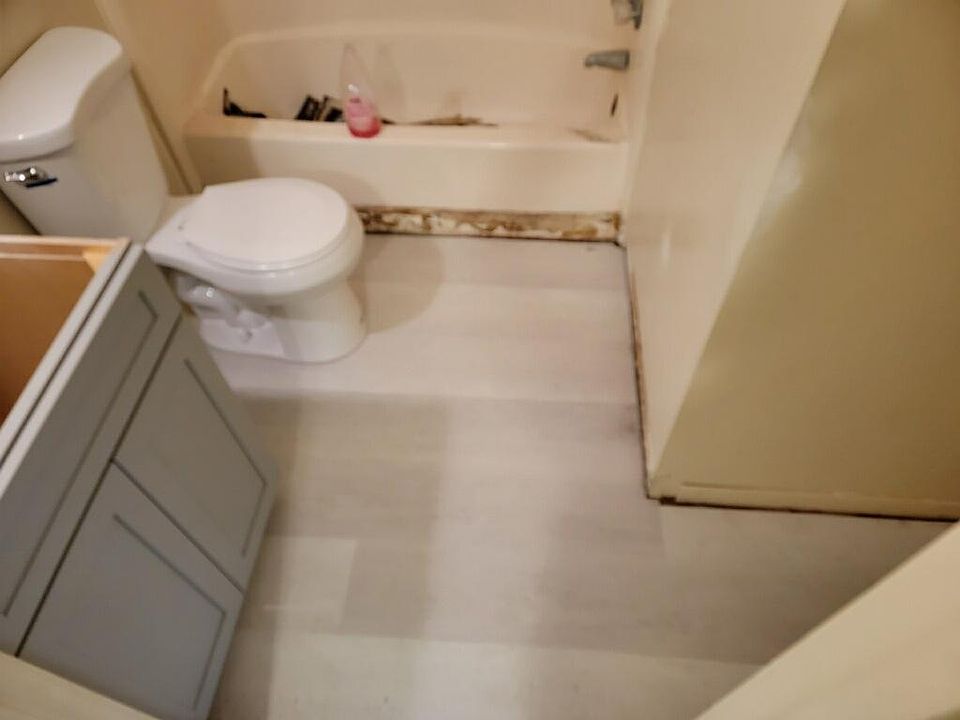 2nd image of 21 Annex St #6