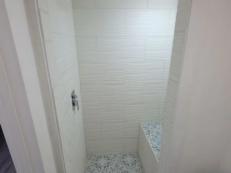13451 Lakeshore Dr — Photo 17
