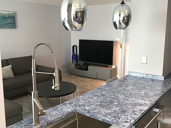 3rd image of 2655 Collins Ave APT 1904