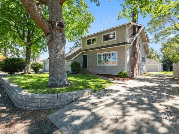 15446 21st Ave SW, Burien, WA 98166
