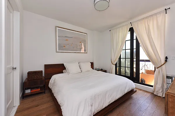 Sold by House-N-Key Realty | media 21