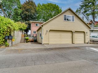 21247 NE Interlachen Ln, Fairview, OR 97024