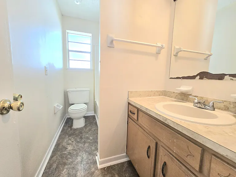 3230 Palmdale Ave — Photo 11