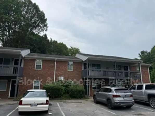 302 Reece Ave #G, Randleman, NC 27317