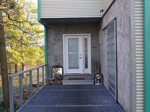 4th image of 5839 K Bell St