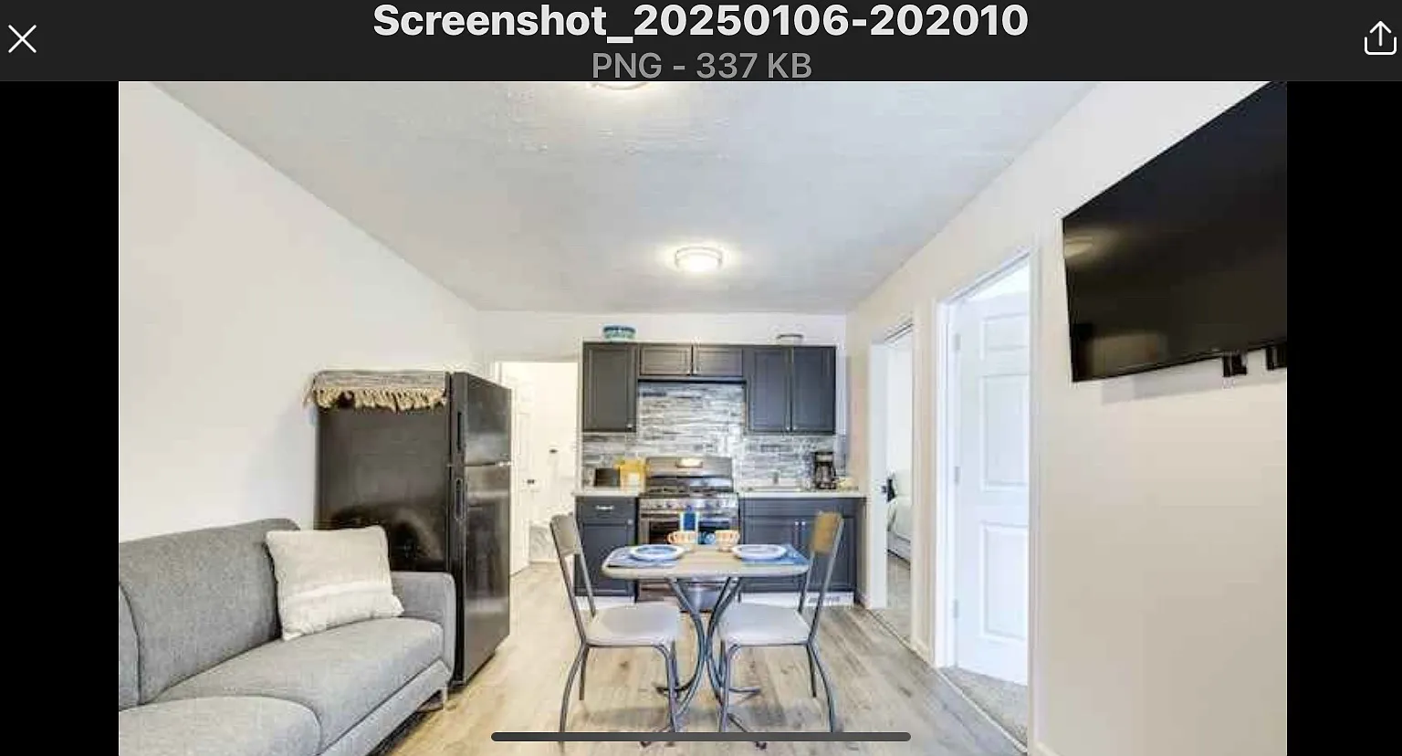 667 W Park Ave — Photo 1