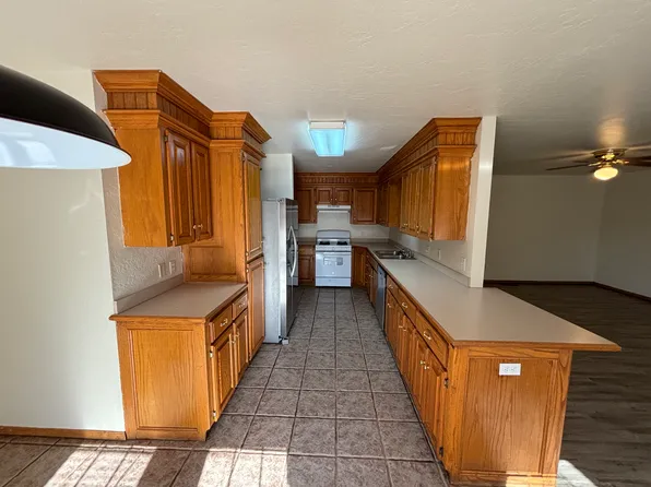 103 W Husband Ct, Stillwater, OK 74075