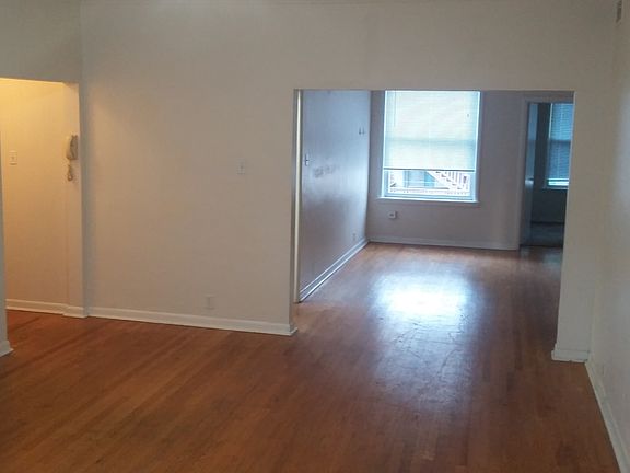 5th image of 4934 Buckingham Ct APT 2W