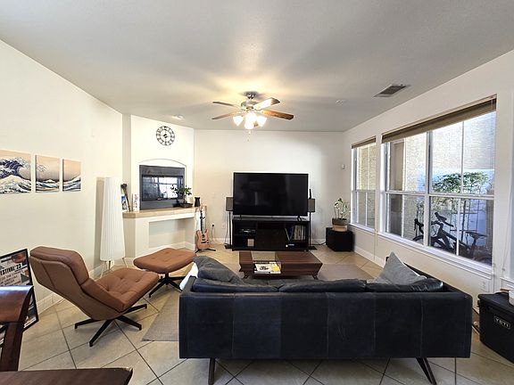 LIVING ROOM WITH GAS FIREPLACE