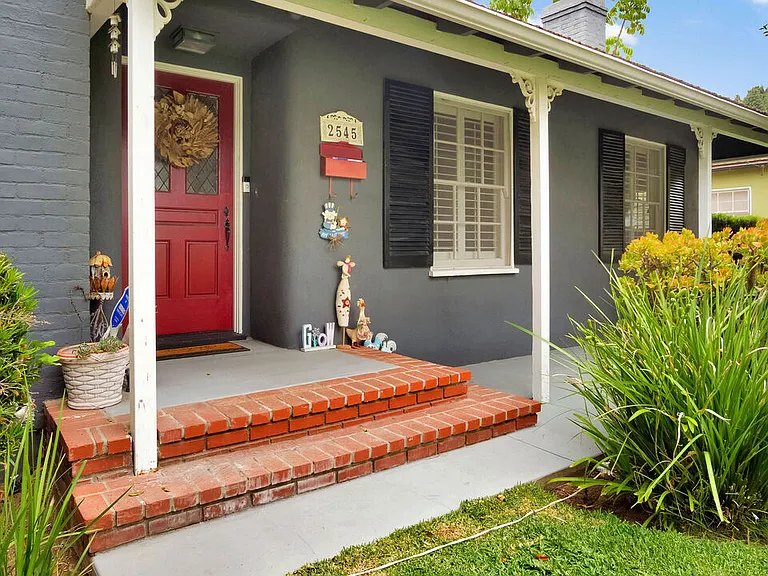 2545 Sycamore Dr — Photo 44