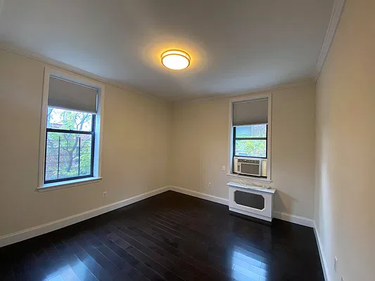 Rented by Oxford Property Group | media 8