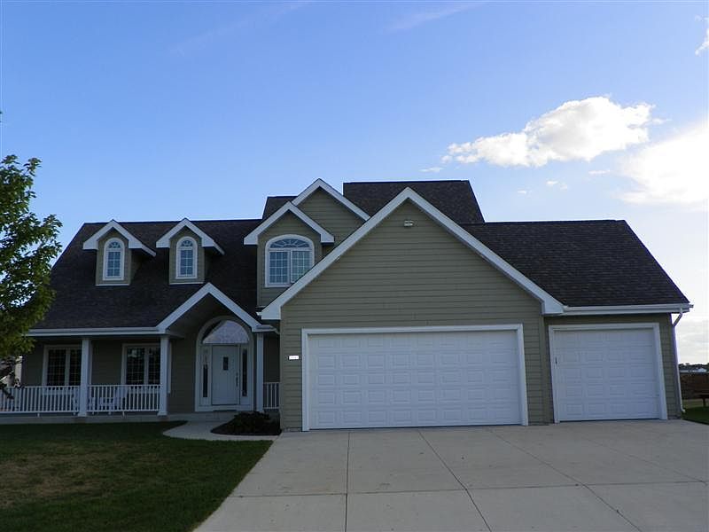 1st image of 2641 White Fox Dr