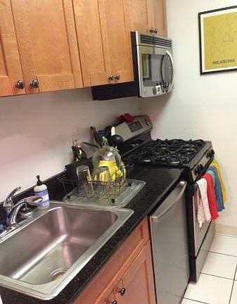 3rd image of 77 W 15th St APT 1R