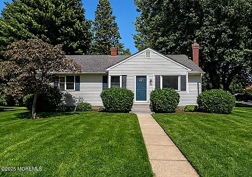 361 Meadowbrook Ave Photo 1