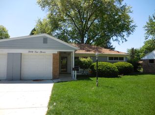 4211 Buckingham Dr, Rockford, IL 61107