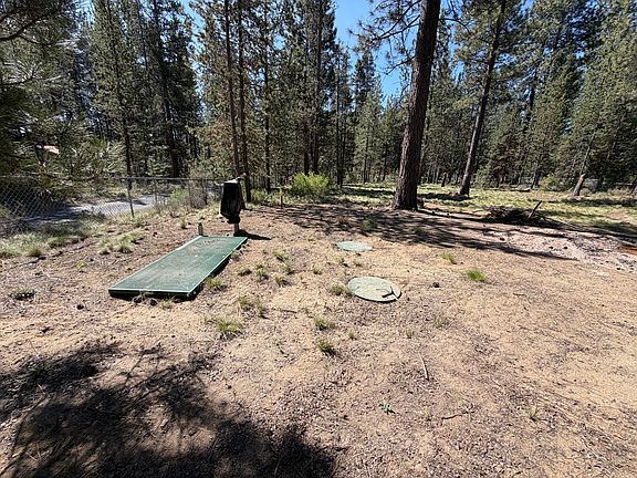 5th image of 17019 Upland Rd