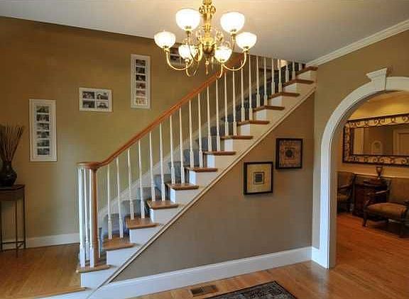 2nd image of 30031 Waterford Dr