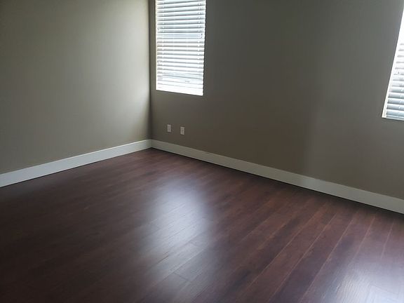 5th image of 2492 Huckleberry Cir
