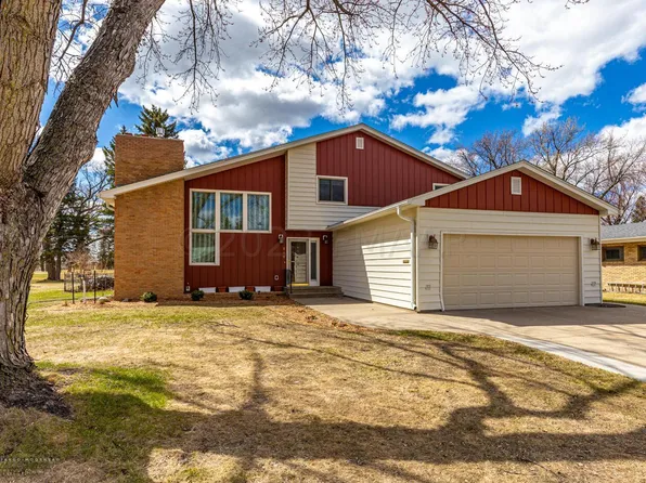 510 24th Ave S, Fargo, ND 58103