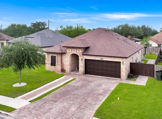 306 Los Laureles Dr, San Juan, TX 78589