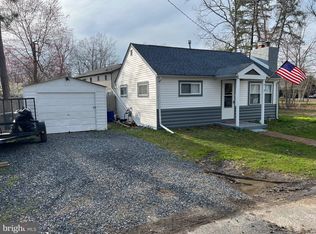 809 Spruce Ln, Williamstown, NJ 08094