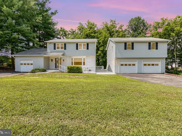 2418 Plainhurst Way, Reisterstown, MD 21136