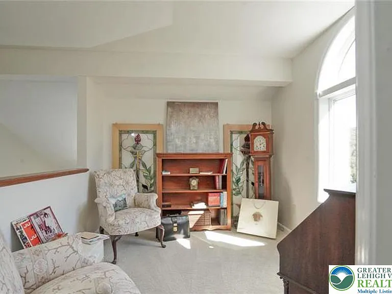 1319 Shady Ln — Photo 48