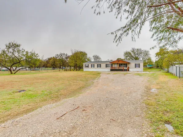 11609 Hardwood Ct, Fort Worth, TX 76135