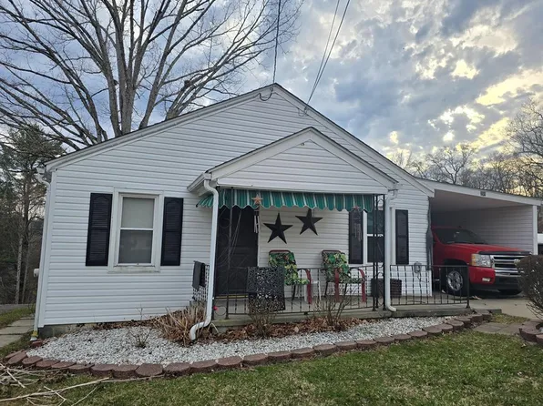 239 Brethern Church Rd, Crab Orchard, WV 25827