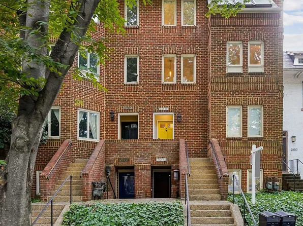 2646 Woodley Pl NW #1/2, Washington, DC 20008